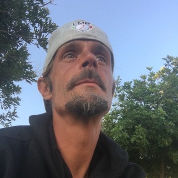 Meet your Posher, Sam - Picture 1 of 1